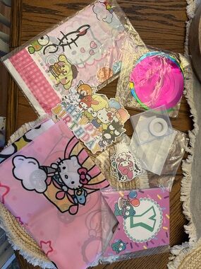 Hello Kitty Pink and Multicolor Birthday Party Decorations Set
